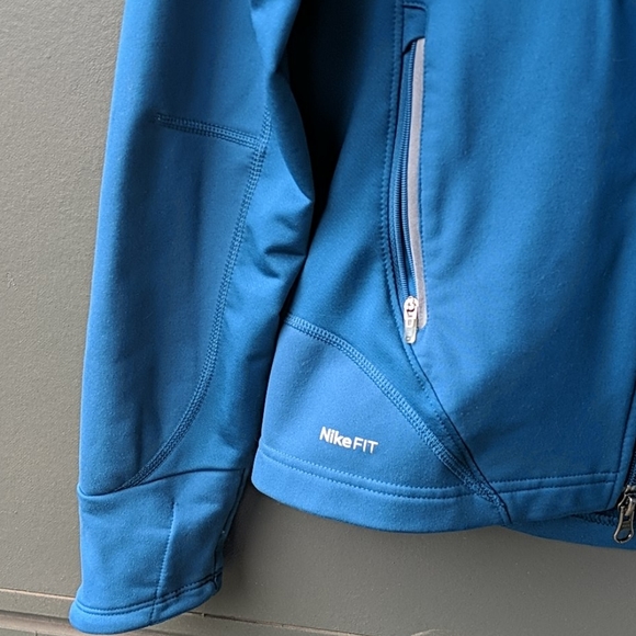 Nike | FITDRY Fleece Lined Track Jacket Full Zip - Picture 3 of 7